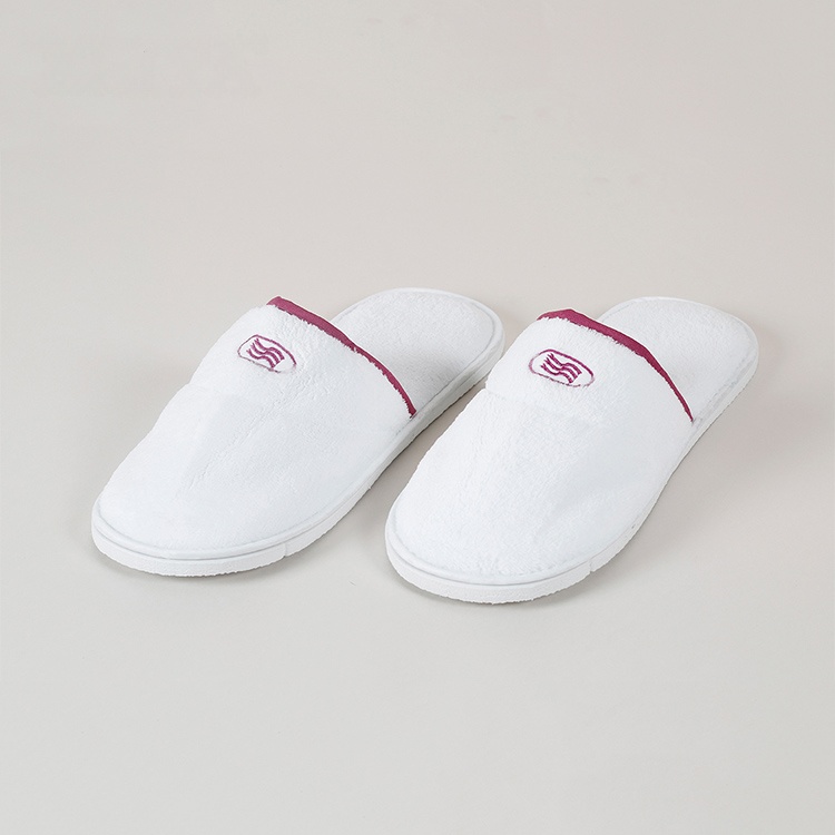 Cheap Disposable Hotel Slippers For Bathroom SPA Bulk Buy