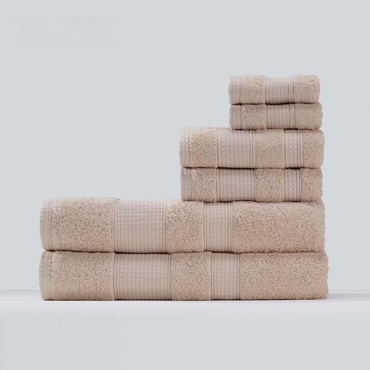 Luxury Border Five Star Hotel Red Bath Hand Towel Set