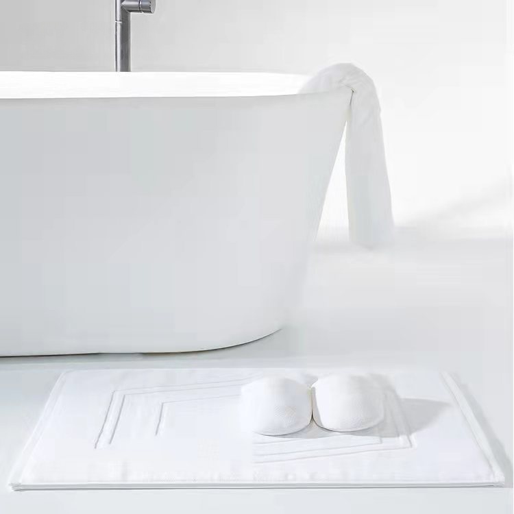 Manufacturing High Quality Cotton Jacquard Bath Mat White