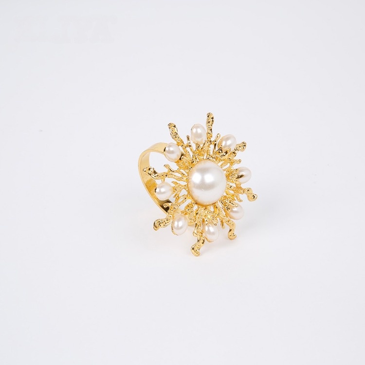 Flower Napkin Ring Wedding Napkin Ring Dinner Party Rhinestone Napkin Ring