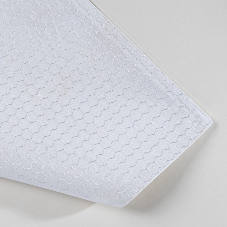 Hotel Grade Water Cube Placemats With Exquisite Design