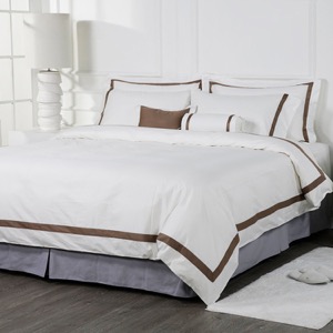 Luxury Hotel Embroidery Linen Comforter Cover Bed Sheets Set