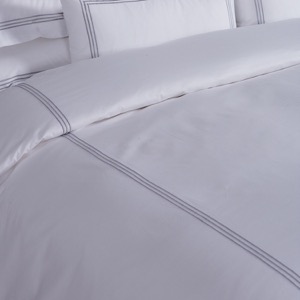 High Quality 600TC 3 Lines Embroidery Hotel Bedding Sets