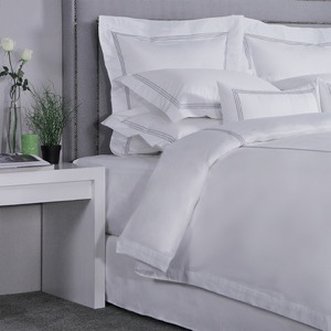 High Quality 600TC 3 Lines Embroidery Hotel Bedding Sets
