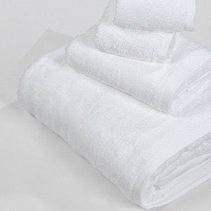 4 pcs Comfortable Plain White Hotel Bathroom Towel Set