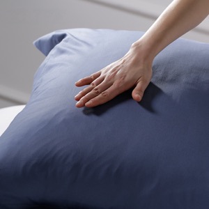 High Quality Hotel Bedding Set With Blue Applique Stripes Manufacturers