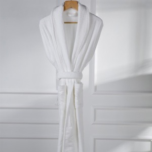 Luxury 5 Star Hotel Bathrobe White1