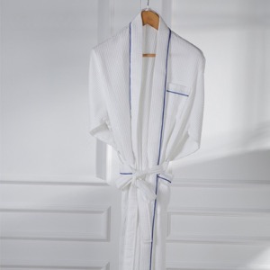 Luxury 5 Star Hotel Bathrobe White