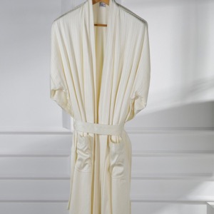 Luxury 5 Star Hotel Bathrobe White
