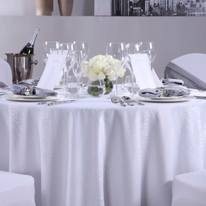 Custom White Wedding Party Round Table Cloth for Luxury Hotel Polyester / Cotton Waterproof Indoor and Outdoor Banquet PRESENTS