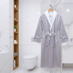 Hot Sale Custom Embroidery Child Velour Cut Pile Hooded Hotel White Bathrobe