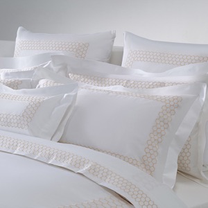 Luxury 5 Star Hotel Bedding Set Honey Comb Embroidery Duvet Cover Pillow Case Custom