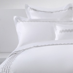 Manufacturing Design High Quality Bedding Set Hotel Woven Embroidered Design Duvet Cover Custom