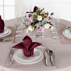 Hotel Restaurant Table Linens Plain White Polyester 108 Inch Round Wedding Table Cloth