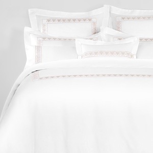 Latest Design Gold Embroidery Style Hotel Linen Customized 40s 60s 80s 100s Bedding Set White Duvet Cover Bedsheet