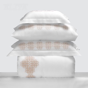 2025 Designer Custom 5star Quality White Embroidered Cotton Hotel Duvet Cover Set With Pillowcase