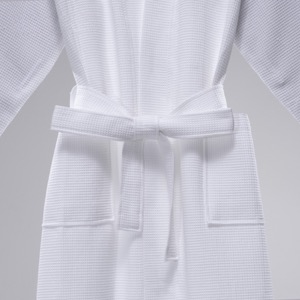 Polyester Cotton Bathrobe Soft And Lightweight White Knitted Pineapple Check Pajamas