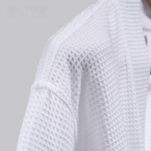 Polyester Cotton Bathrobe Soft And Lightweight White Knitted Pineapple Check Pajamas